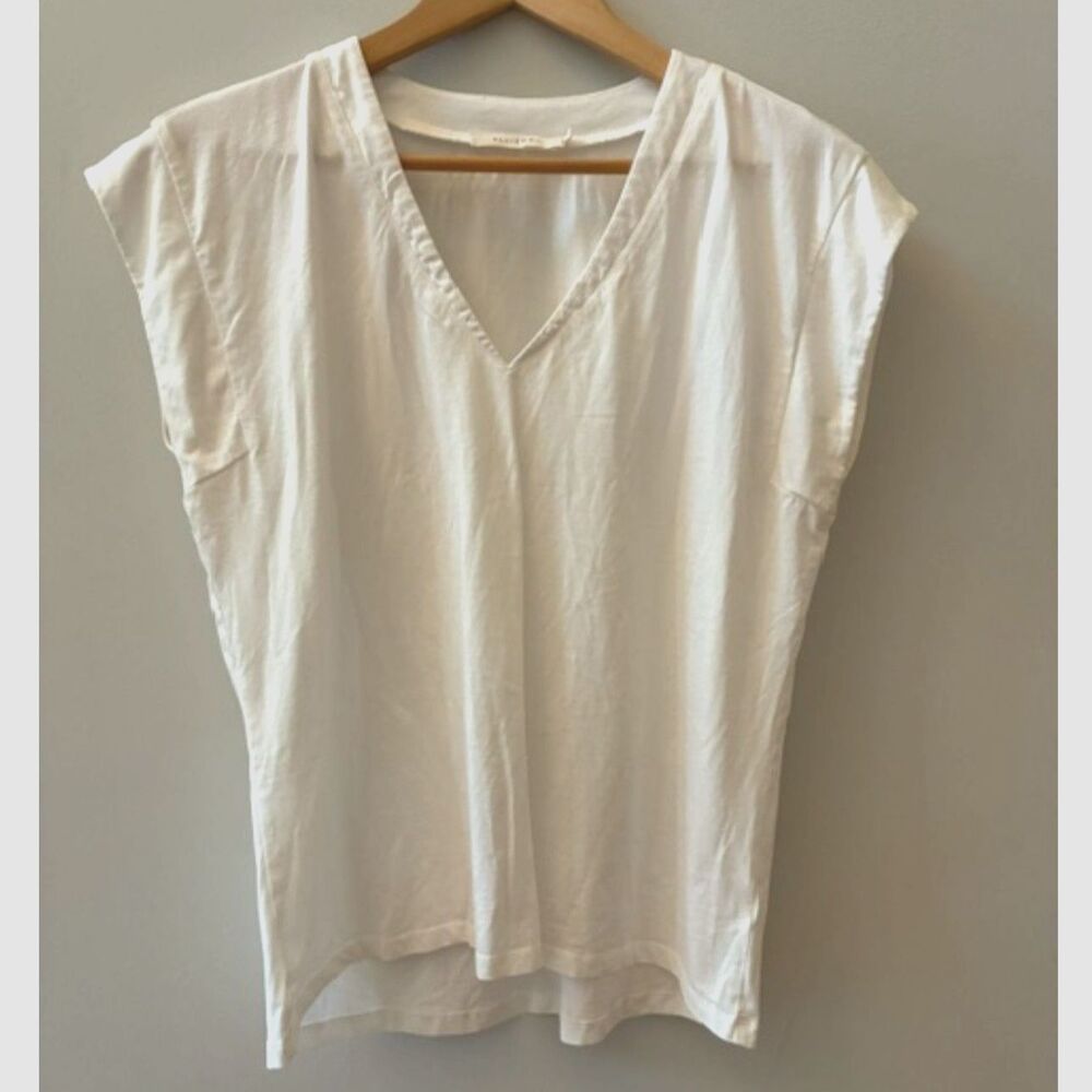 Ellison White V-Neck Cap Sleeve Top | Large | EUC | Everyday Essential